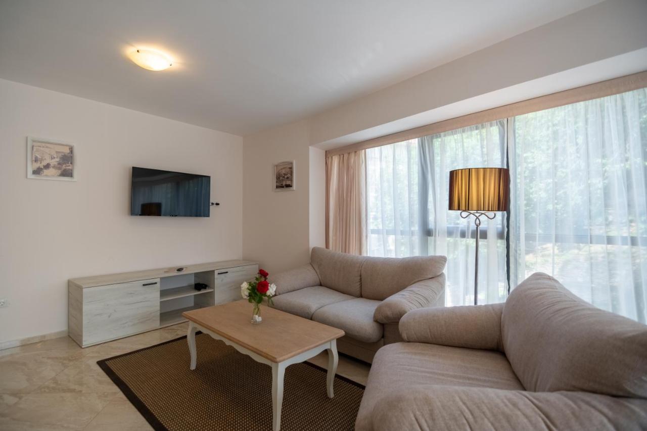 Antik Apartments Balchik Exterior photo